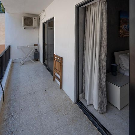 Spacious 3 Bedroom Apartment In The Heart Of St Julians Сент Джулианс Экстерьер фото