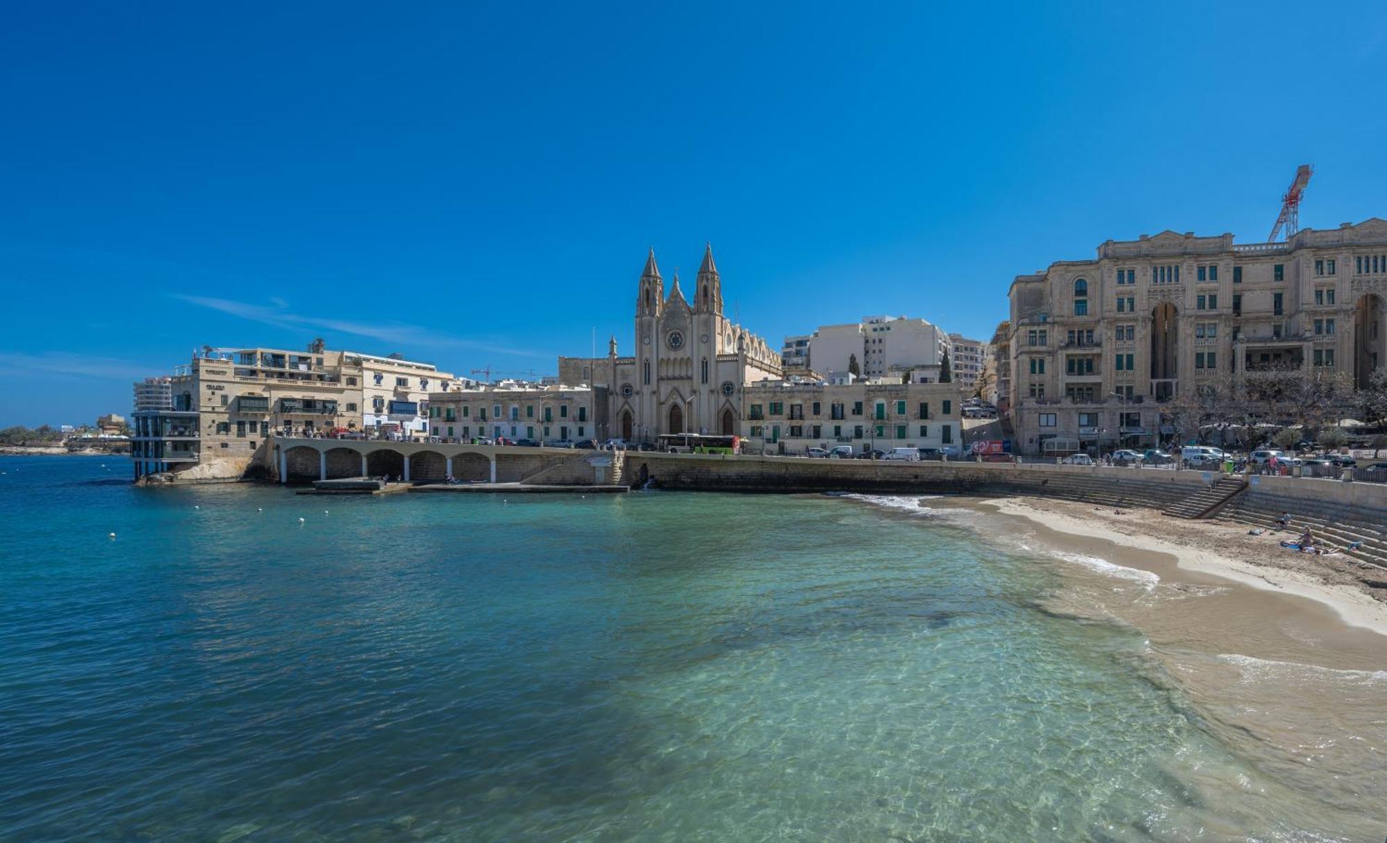 Spacious 3 Bedroom Apartment In The Heart Of St Julians Сент Джулианс Экстерьер фото